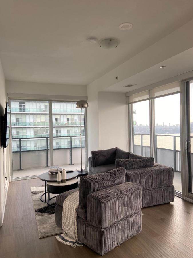 1 Bedroom Waterfront Condo Toronto Exterior foto